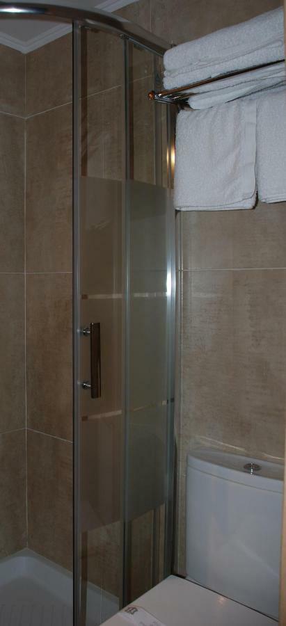 Hostal Zaragoza Minneapolis Dış mekan fotoğraf